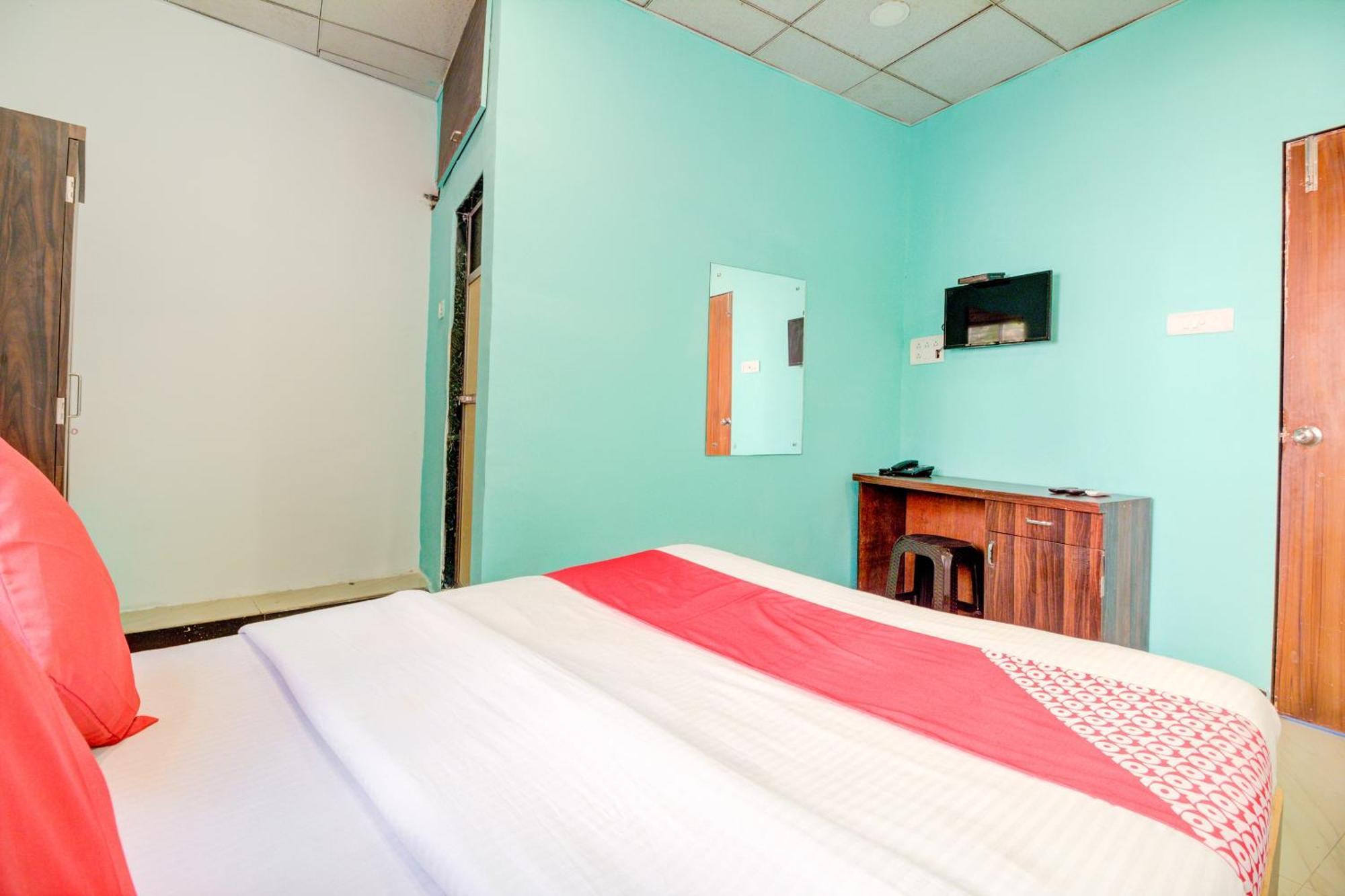 Oyo 40902 Anjali Hotel 3*