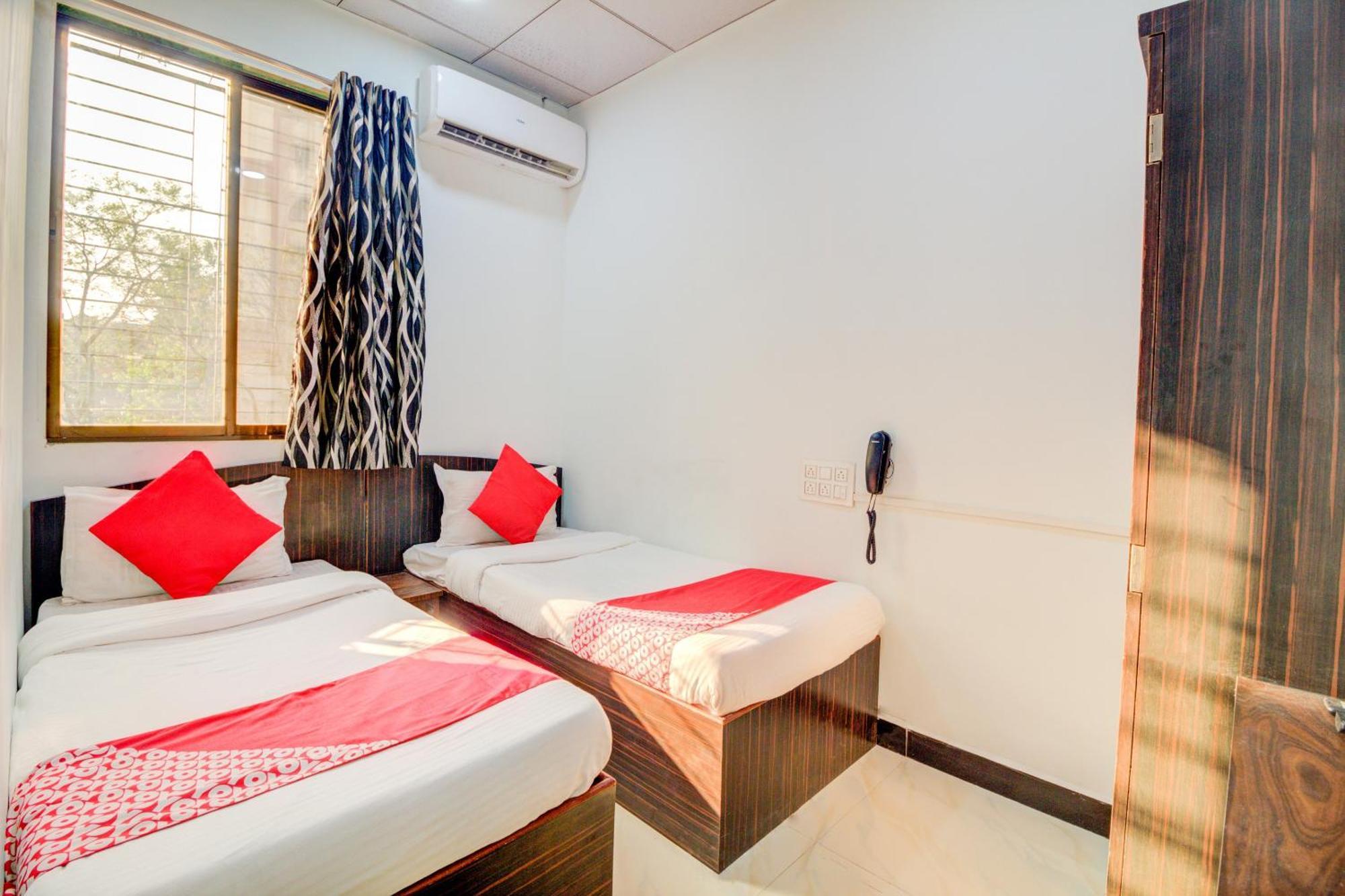 Oyo 40902 Anjali Hotel Mumbai