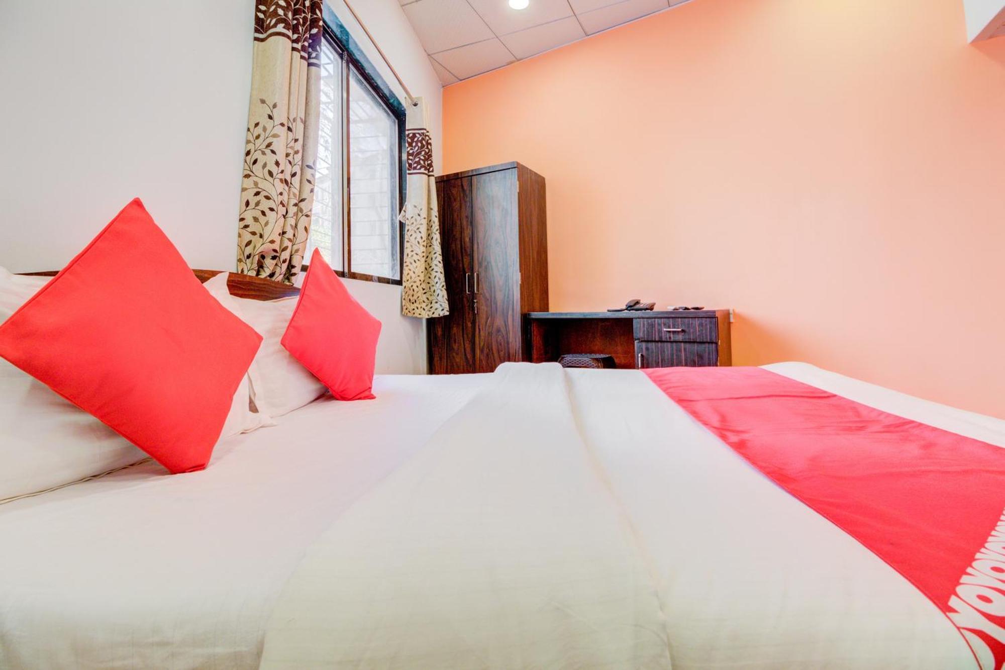 Hotel Oyo 40902 Anjali 3*